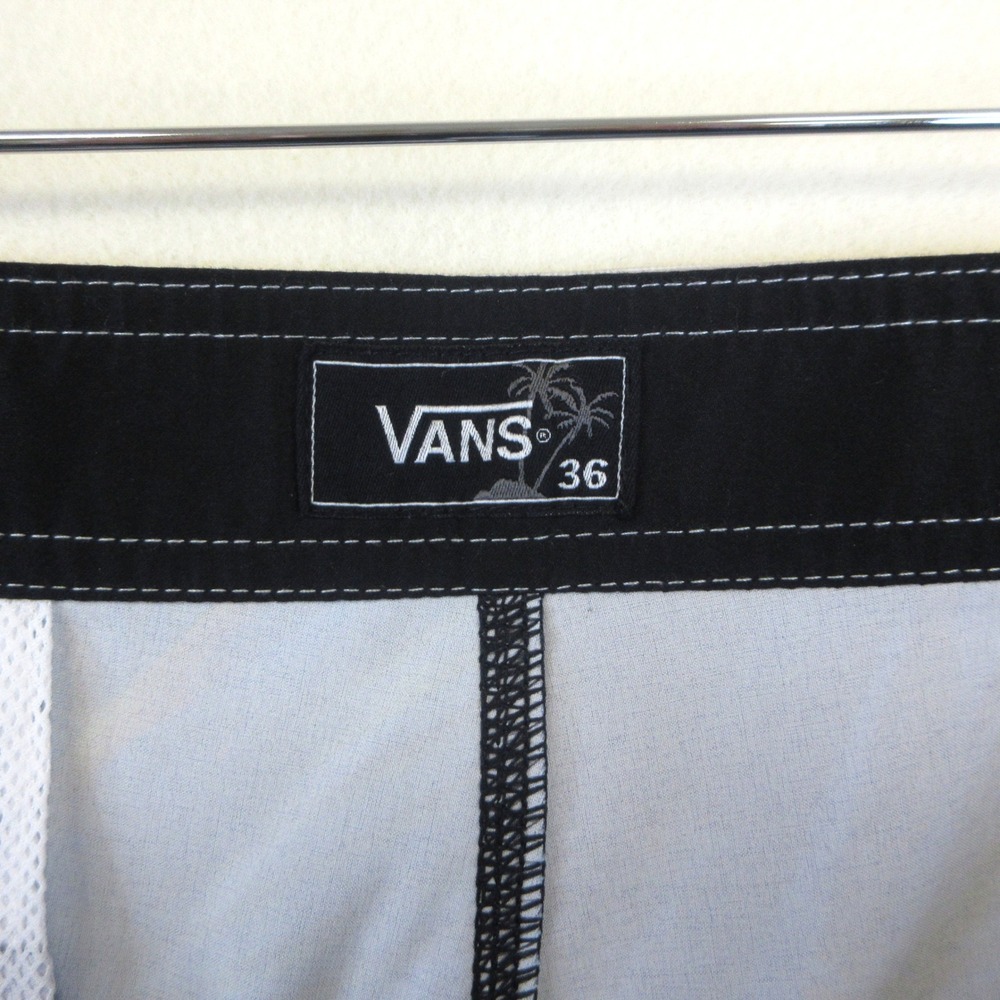 Vans‎ Board Shorts Mens 36 Black & Gray w/ Floral Tropical Swim Surf - Picture 5 of 12